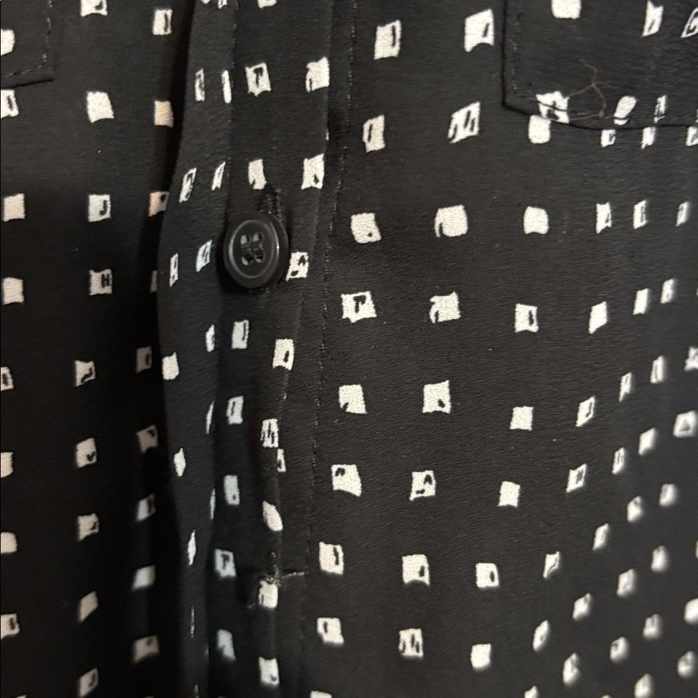 Tristan Black Button-Front Printed Sleeveless Shirt - Picture 4 of 9